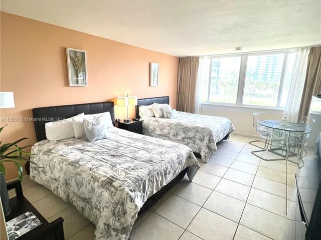 19201 Collins Ave # 242, Sunny Isles Beach FL 33160