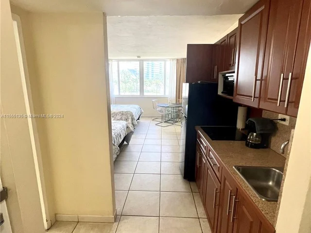 19201 Collins Ave # 242, Sunny Isles Beach FL 33160