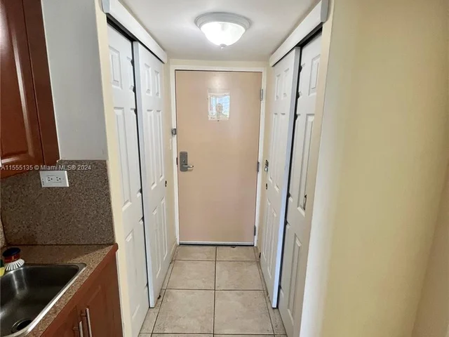 19201 Collins Ave # 242, Sunny Isles Beach FL 33160