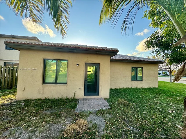23201 SW 114th Pl, Homestead FL 33032