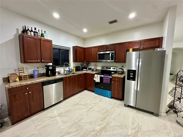 23201 SW 114th Pl, Homestead FL 33032