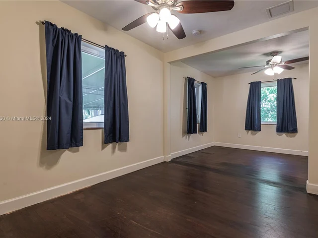 3135 SW 82nd Ave, Miami FL 33155