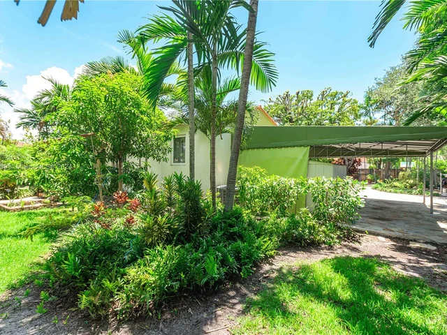 3135 SW 82nd Ave, Miami FL 33155