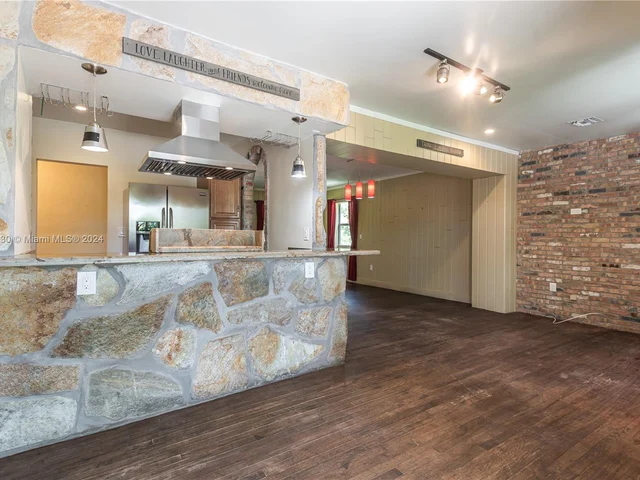 3135 SW 82nd Ave, Miami FL 33155