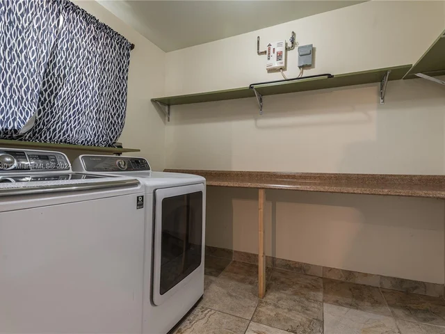 3135 SW 82nd Ave, Miami FL 33155