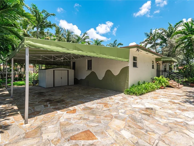 3135 SW 82nd Ave, Miami FL 33155