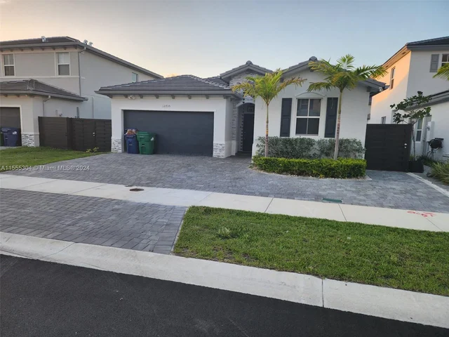 12735 SW 211th St # 12735, Miami FL 33177