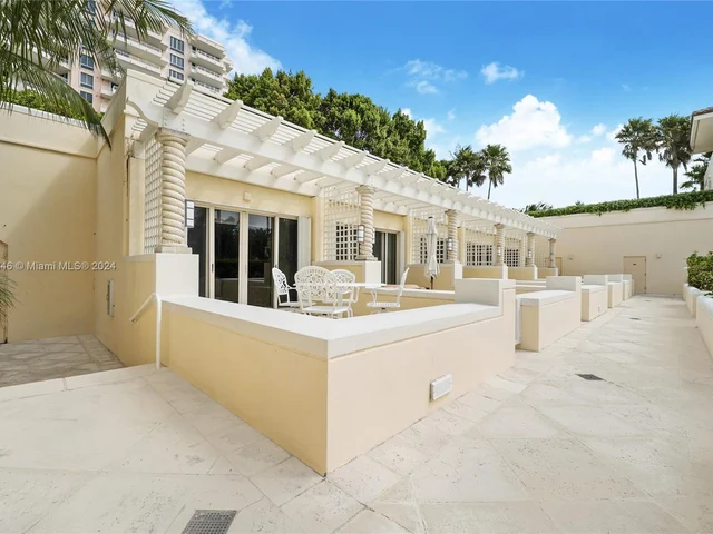 795 Crandon Blvd # 801, Key Biscayne FL 33149