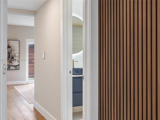 720 N Shore Dr, Miami Beach FL 33141