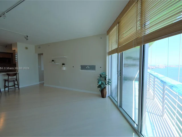 335 S Biscayne Blvd # 3302, Miami FL 33131