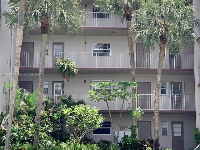 2500 SW 81st Ave # 401, Davie FL 33324
