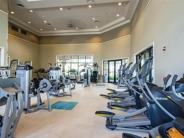 8915 Watercrest Cir W, Parkland FL 33076