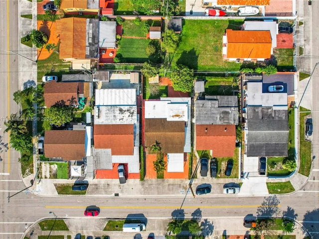 1440 W 3rd Ave, Hialeah FL 33010