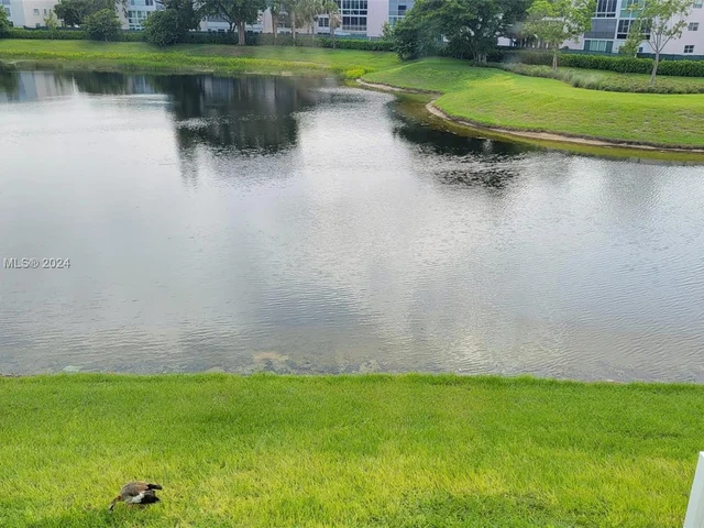 587 Sanderling Cir # 0, Deerfield Beach FL 33442