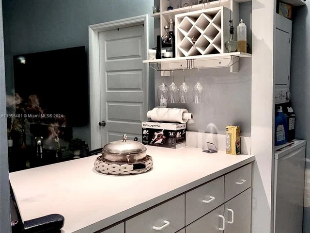 7400 W 20th Ave # 213, Hialeah FL 33016