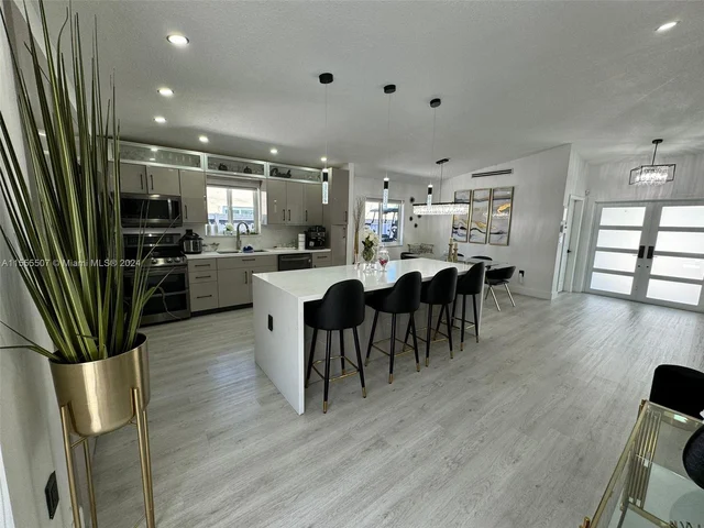 18064 SW 149TH PL, Miami FL 33187