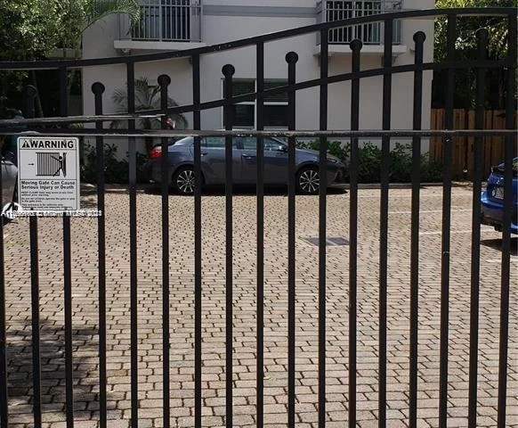 2726 Coconut Ave # 2726, Miami FL 33133