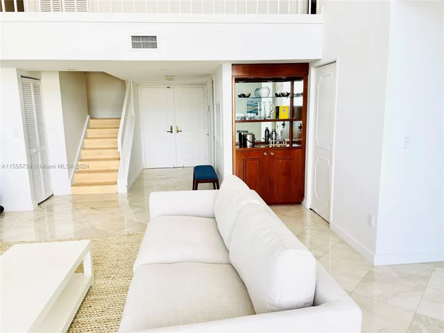 151 SE 15th Rd # 2503, Miami FL 33129