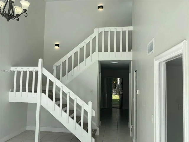 11393 SW 112th St, Miami FL 33176