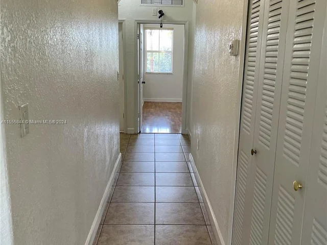 10012 NW 7th St # 207, Miami FL 33172