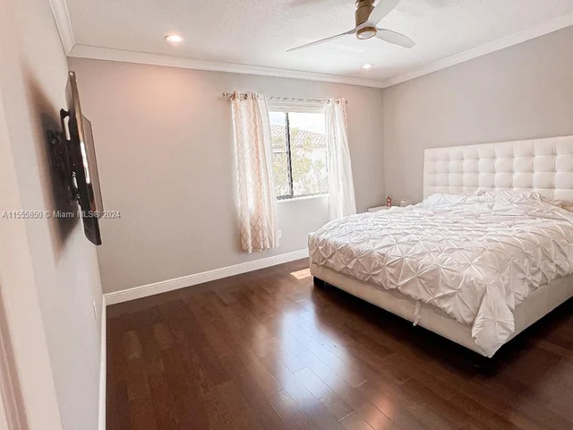 9074 SW 36th St, Miramar FL 33025