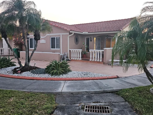 12895 NW 99th Pl, Hialeah Gardens FL 33018