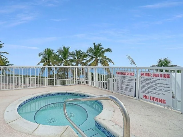 5401 Collins Ave # 820, Miami Beach FL 33140