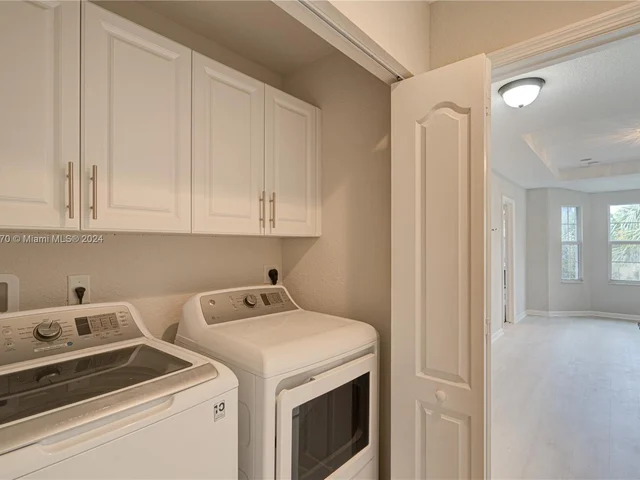 5919 Monterra Club Dr, Lake Worth FL 33463