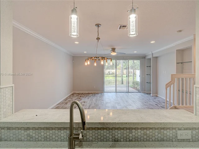 5919 Monterra Club Dr, Lake Worth FL 33463