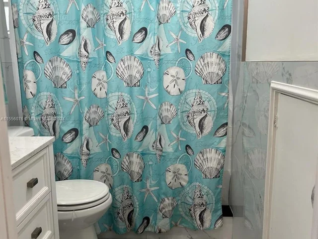 1134 NE 1st Ave # 2, Fort Lauderdale FL 33304