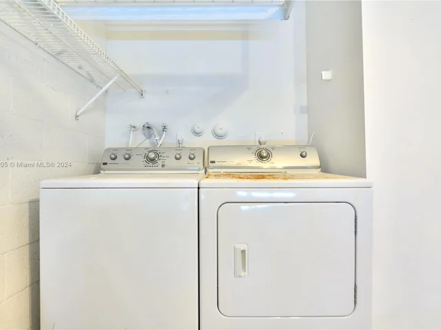 6277 Duval Dr, Margate FL 33063