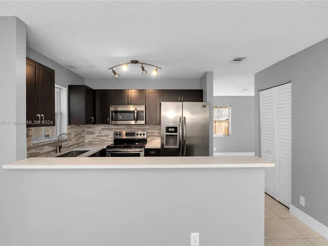 6277 Duval Dr, Margate FL 33063