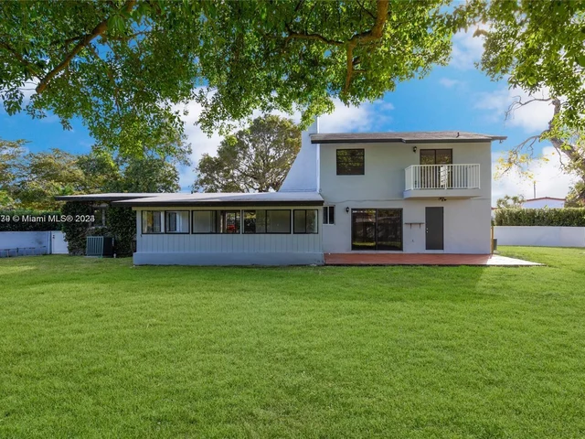 9005 SW 56th St # 0, Miami FL 33165