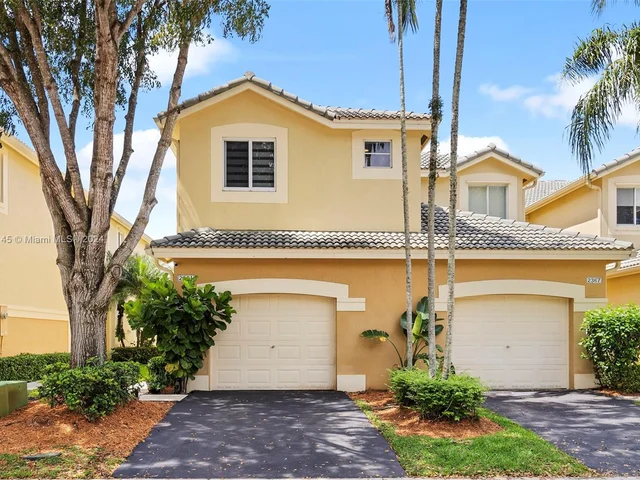 2361 Pasadena Way, Weston FL 33327
