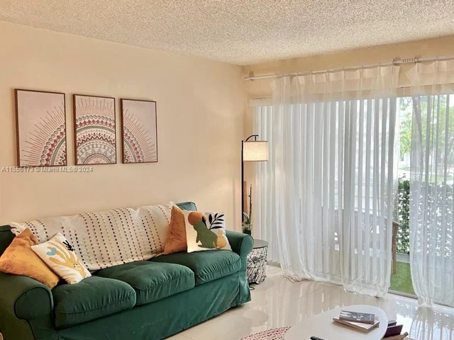 4205 N University Dr # 210, Sunrise FL 33351