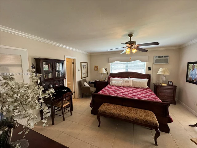 8500 SW 86th Ct, Miami FL 33143