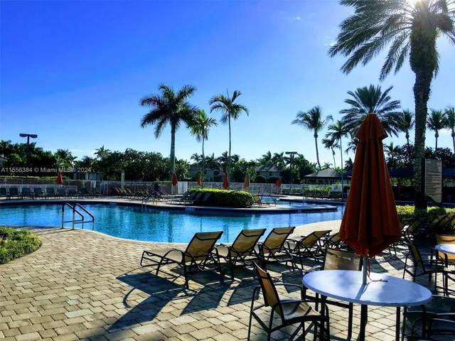 1994 Pisces Ter, Weston FL 33327