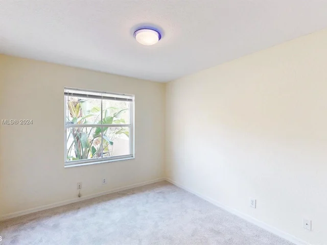 1994 Pisces Ter, Weston FL 33327