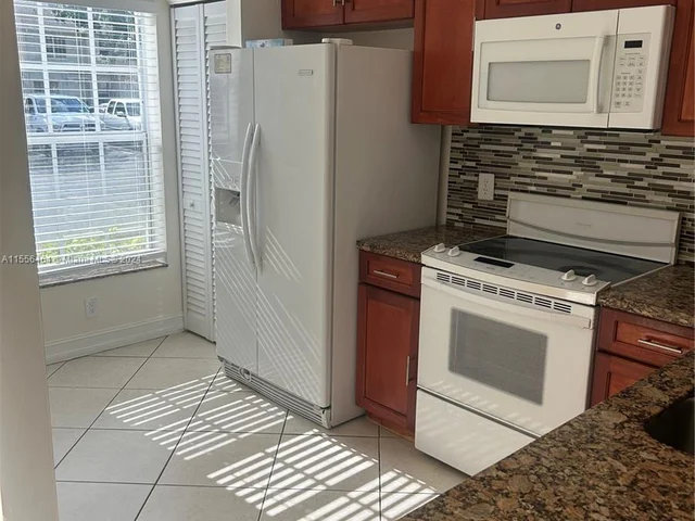 16 Fleming Ct # 16, Weston FL 33326