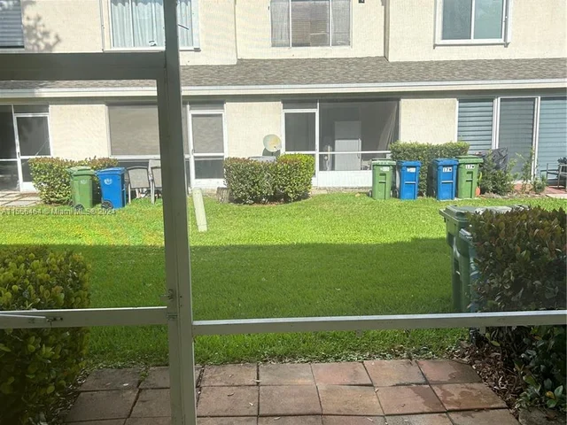 16 Fleming Ct # 16, Weston FL 33326