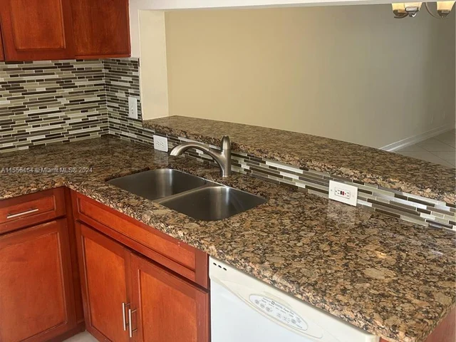 16 Fleming Ct # 16, Weston FL 33326