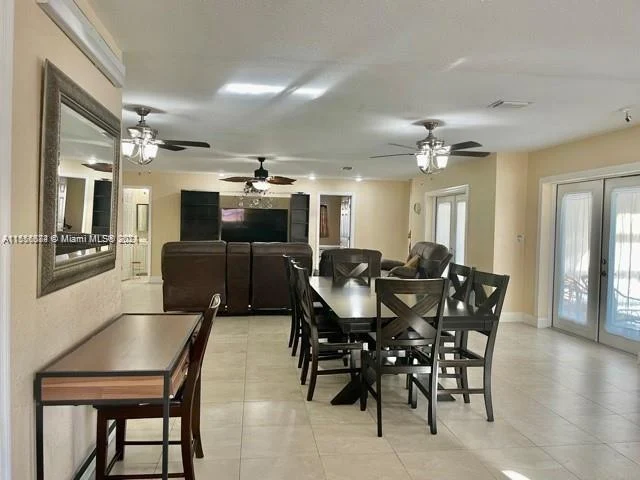 9240 SW 56th St, Cooper City FL 33328