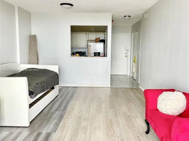 16851 NE 23rd Ave # A611, North Miami Beach FL 33160