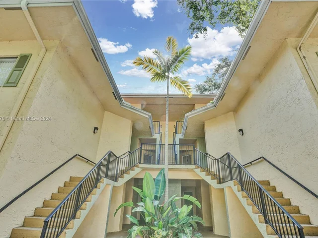 2445 SW 18th Ter # 503, Fort Lauderdale FL 33315