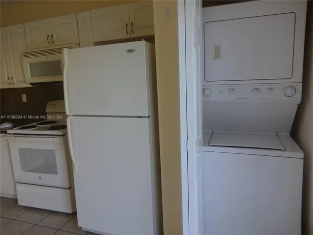 3385 NE 10th St # 103, Homestead FL 33033