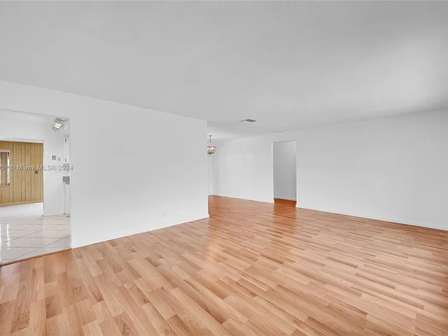 6801 NW 58th Ct, Tamarac FL 33321