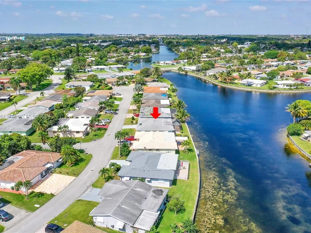 6801 NW 58th Ct, Tamarac FL 33321