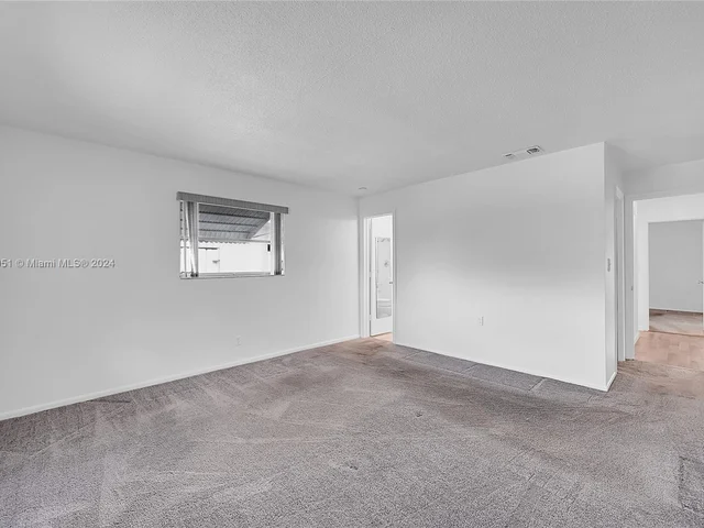 6801 NW 58th Ct, Tamarac FL 33321