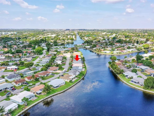 6801 NW 58th Ct, Tamarac FL 33321