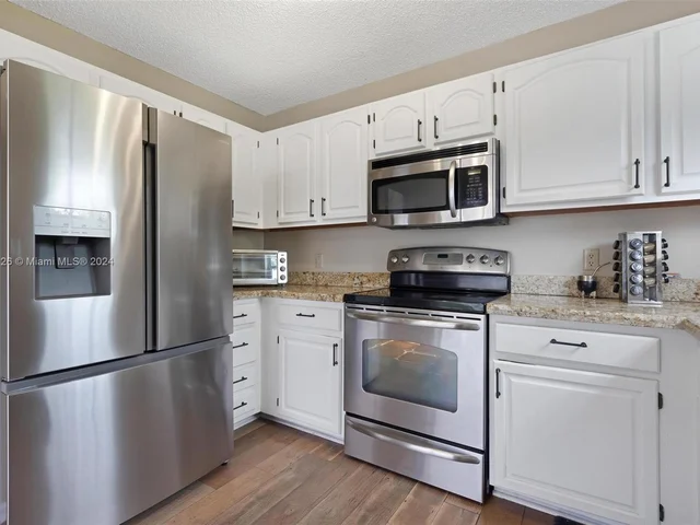 9496 Boca Gardens Pkwy # A, Boca Raton FL 33496